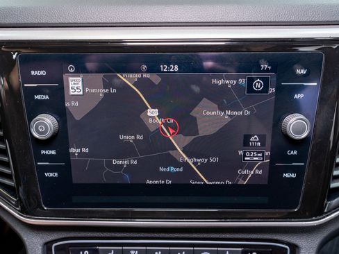 Used 2021 Volkswagen Atlas SEL FWD image 18