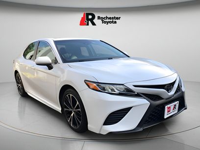 Used 2018 Toyota Camry SE w/ Moonroof Package