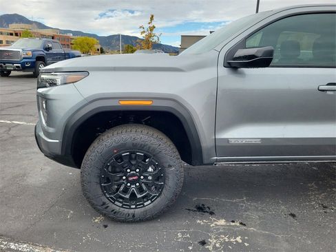 New 2026 GMC Canyon Elevation w/ Convenience Package image 6