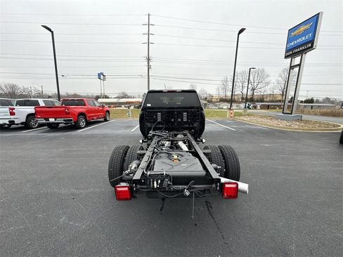 New 2026 Chevrolet Silverado 3500 LT w/ Convenience Package image 22