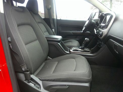 Used 2016 GMC Canyon SLE image 20