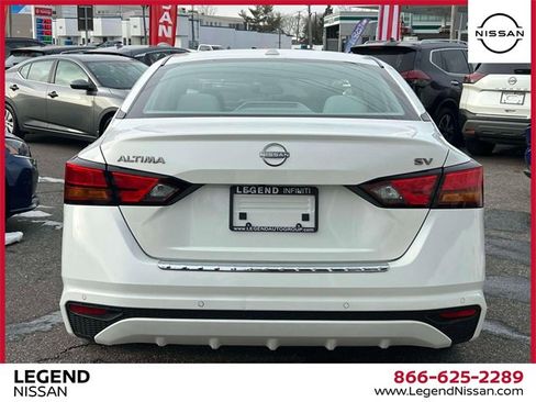Used 2023 Nissan Altima 2.5 SV image 6