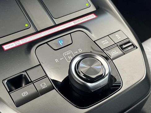 New 2026 Subaru Solterra AWD/4WD image 21