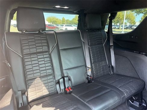 Used 2022 Cadillac Escalade Premium Luxury Platinum image 34