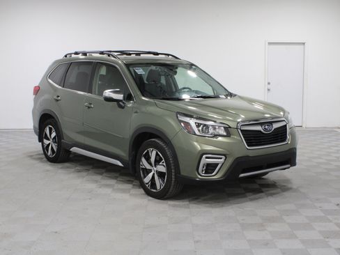 Used 2020 Subaru Forester Touring AWD/4WD image 1