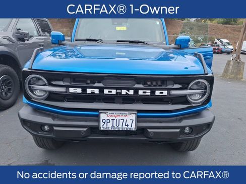 Used 2024 Ford Bronco Outer Banks AWD/4WD image 3