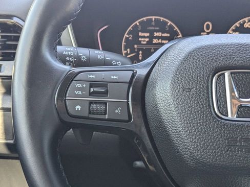 Used 2025 Honda Pilot EX-L image 28