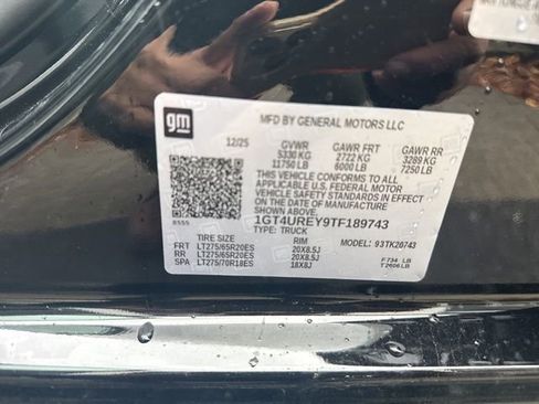 New 2026 GMC Sierra 2500 Denali w/ Denali Reserve Package image 11