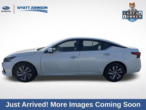 Used 2022 Nissan Altima 2.5 S image 3
