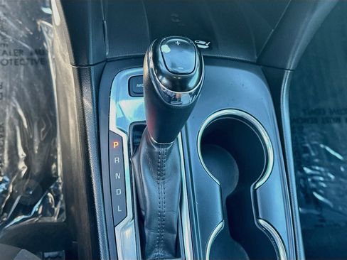 Used 2018 Chevrolet Equinox Premier AWD/4WD image 25