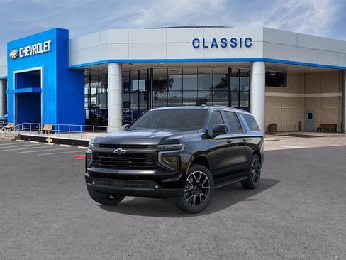 New 2026 Chevrolet Suburban RST w/ Comfort Package AWD/4WD image 8