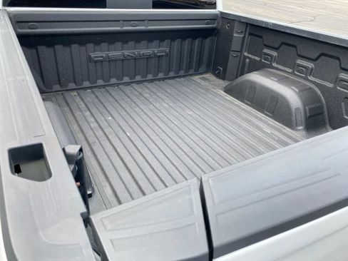 Used 2021 GMC Sierra 1500 Denali w/ Technology Package AWD/4WD image 23