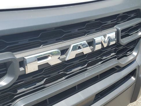 Used 2023 RAM ProMaster 2500 FWD image 9