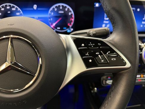 Used 2025 Mercedes-Benz CLA 250 image 17