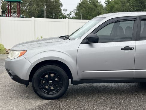 Used 2009 Subaru Forester 2.5X AWD/4WD image 2