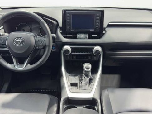 Used 2021 Toyota RAV4 XLE Premium AWD/4WD image 18