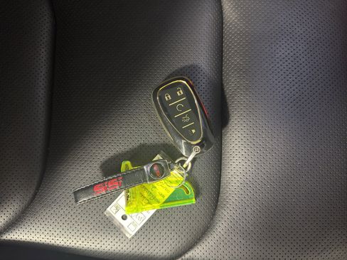 Used 2021 Chevrolet Camaro SS RWD image 36