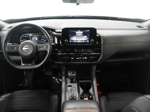 Used 2024 Nissan Pathfinder Rock Creek image 16