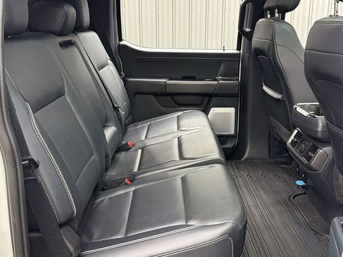 Used 2025 Ford F150 Lariat w/ Equipment Group 502A High AWD/4WD image 39
