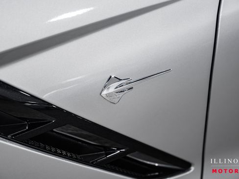 Used 2016 Chevrolet Corvette Stingray Coupe w/ Battery Protection Package image 15