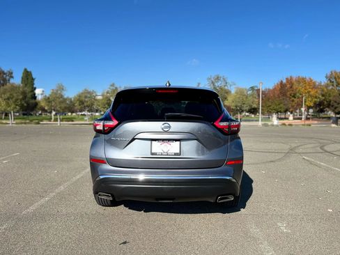 Used 2019 Nissan Murano S FWD image 6