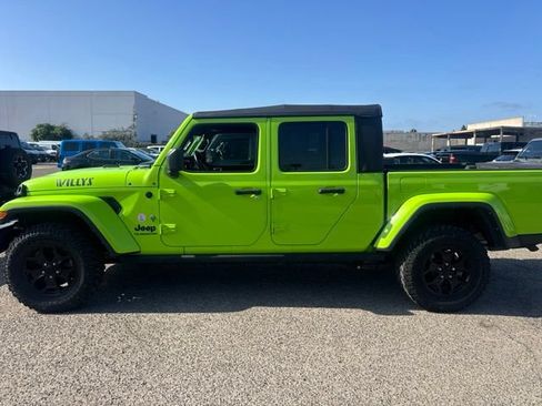 Used 2021 Jeep Gladiator Sport AWD/4WD image 8