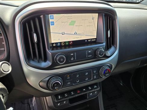 Used 2021 Chevrolet Colorado ZR2 w/ ZR2 Dusk Special Edition AWD/4WD image 25