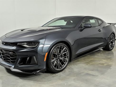 Used 2023 Chevrolet Camaro ZL1 RWD image 5