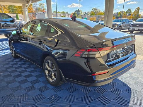 Used 2024 Honda Accord EX image 4