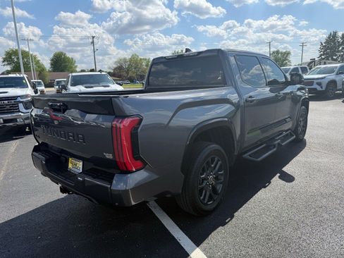 Used 2023 Toyota Tundra Platinum image 5