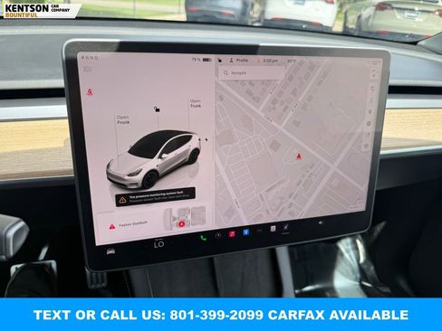 Used 2022 Tesla Model Y Performance AWD/4WD image 25