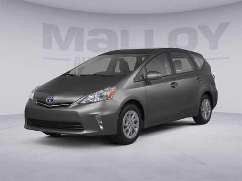 Used 2013 Toyota Prius V Five image 1