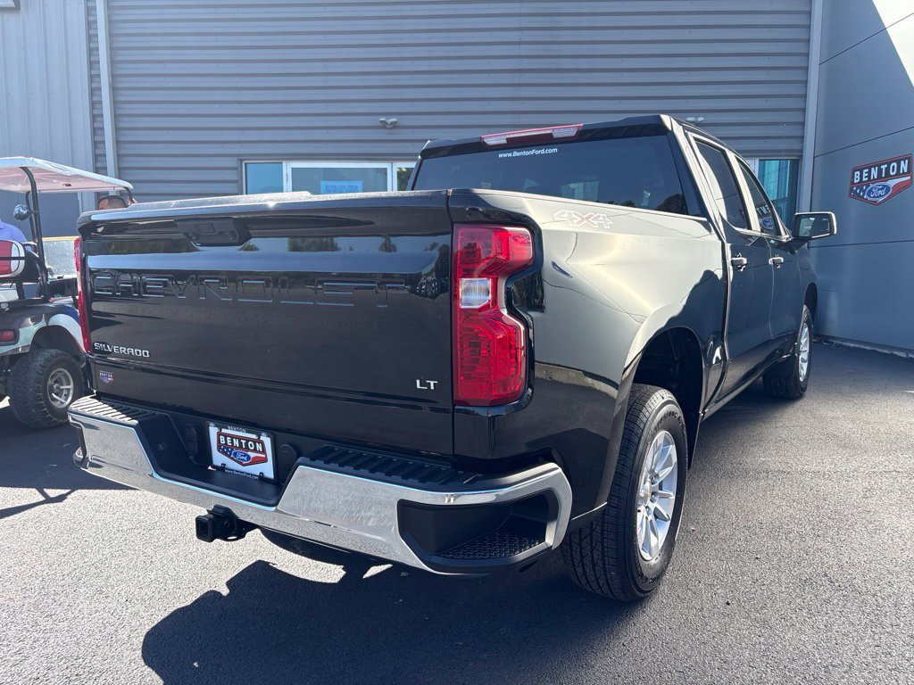 Used 2025 Chevrolet Silverado 1500 LT AWD/4WD image 6