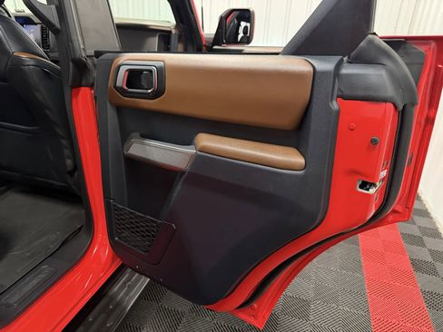 Used 2023 Ford Bronco Outer Banks AWD/4WD image 48