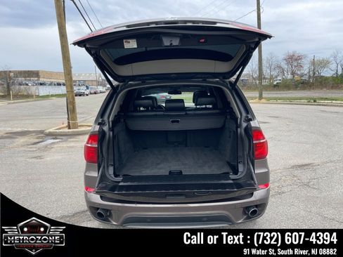 Used 2011 BMW X5 xDrive35i w/ Technology Pkg AWD/4WD image 17