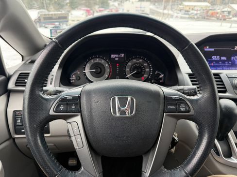 Used 2011 Honda Odyssey EX-L image 12