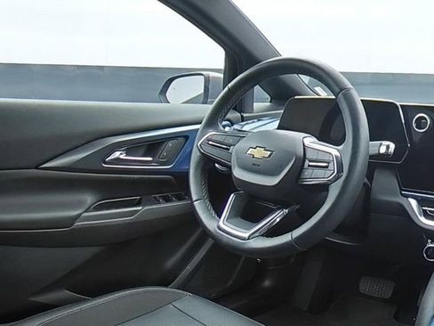 Used 2025 Chevrolet Equinox EV LT w/ Convenience Package FWD image 16