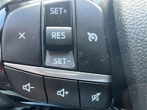 Used 2021 Ford Escape SEL image 20