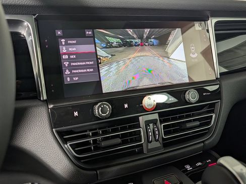 New 2026 Porsche Macan AWD/4WD image 32