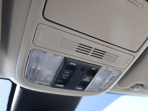 New 2026 Honda Odyssey EX-L image 24