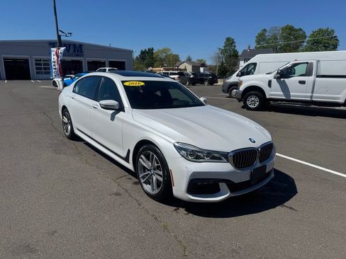 Used 2016 BMW 750i xDrive AWD/4WD image 3