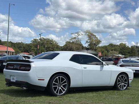 Used 2023 Dodge Challenger R/T RWD image 6