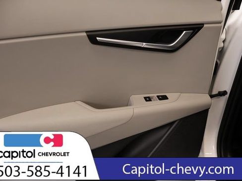 Used 2024 Kia Niro Wave w/ Wave Preserve Package FWD image 35