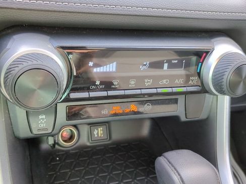 Used 2023 Toyota RAV4 LE FWD image 18