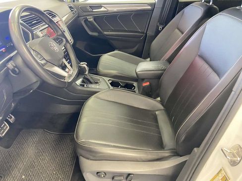 Used 2023 Volkswagen Tiguan SE R-Line FWD image 17