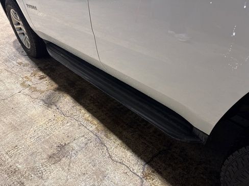 Used 2019 Chevrolet Tahoe LT image 12