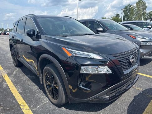Certified 2023 Nissan Rogue SV w/ SV Premium B Package AWD/4WD image 2