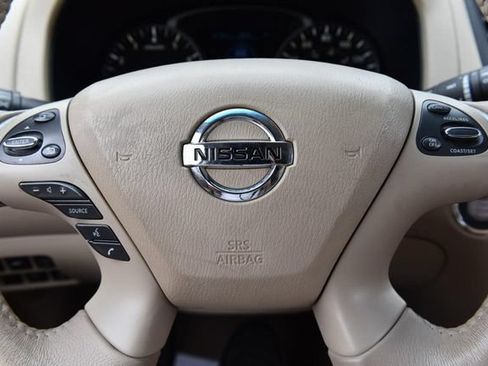 Used 2014 Nissan Pathfinder Platinum w/ Platinum Premium Package AWD/4WD image 21