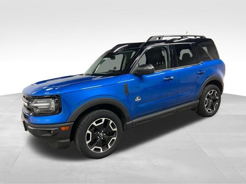 Used 2022 Ford Bronco Sport Outer Banks w/ Tech Package AWD/4WD image 8