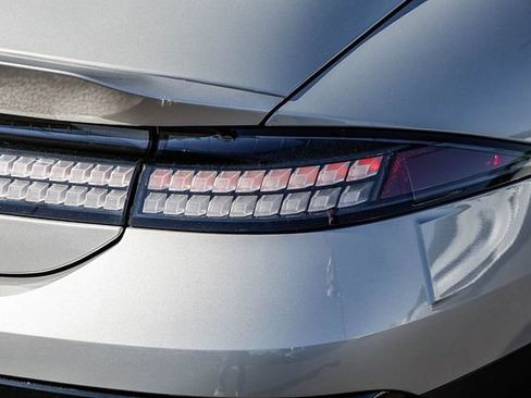 Certified 2025 Hyundai Ioniq 6 SEL image 10